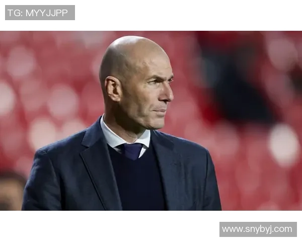 意甲赛场上演精彩对决皇马大胜拜仁神扑瞬间引发全场欢呼