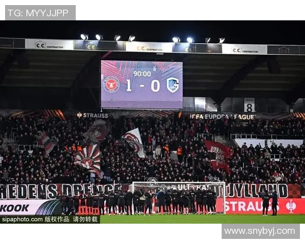 中超激战本菲卡小胜里昂争议判罚引发全场热议