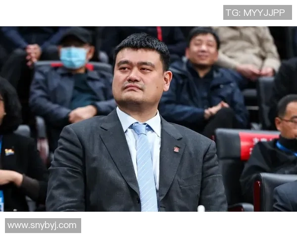 姚明虽身居高位但缺乏实权的背后原因分析与影响探讨