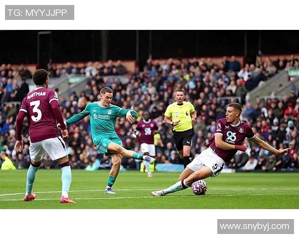 西甲激战阿森纳大胜巴黎圣日耳曼乌龙球引发全场狂欢与十大精彩进球回顾 西甲激战阿森纳大胜巴黎圣日耳曼乌龙球引发全场狂欢与十大精彩进球回顾