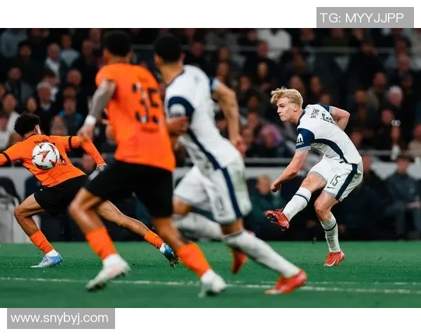 中超精彩对决莱比锡大胜热刺帽子戏法引爆全场激情 中超精彩对决莱比锡大胜热刺帽子戏法引爆全场激情