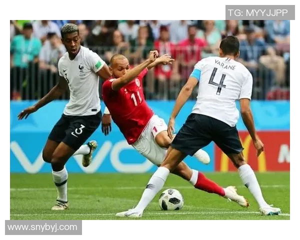 世界杯焦点战多特蒙德与尤文图斯握手言和争议判罚引发全场热议 世界杯焦点战多特蒙德与尤文图斯握手言和争议判罚引发全场热议