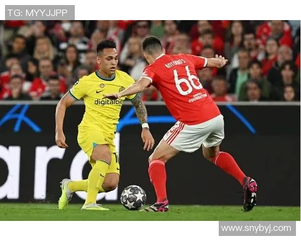 意甲精彩对决国米大胜本菲卡全场沸腾绝杀瞬间令人难忘