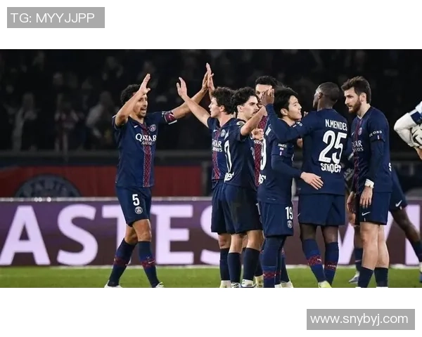 意甲激战:本菲卡逆转巴黎圣日耳曼红牌事件引发全场热议战术解析 意甲激战:本菲卡逆转巴黎圣日耳曼红牌事件引发全场热议战术解析