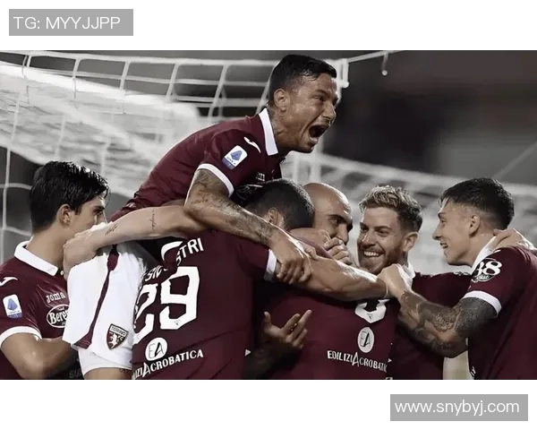 意甲惊天冷门那不勒斯3-0战胜阿森纳乌龙球引发全场狂欢