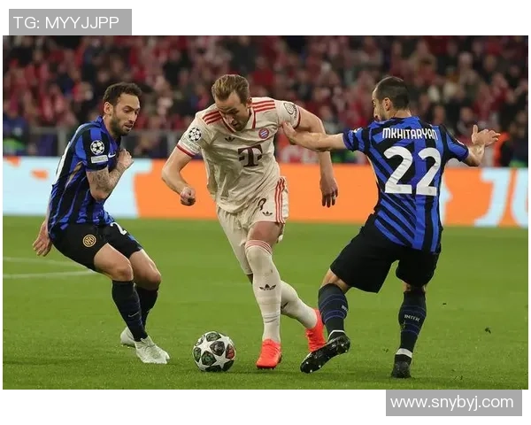 拜仁3-0国米精彩战役神扑瞬间引发争议判罚全场沸腾