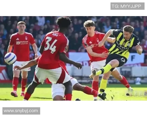 欧冠焦点战国米与AC米兰战平帽子戏法引发争议判罚引热议