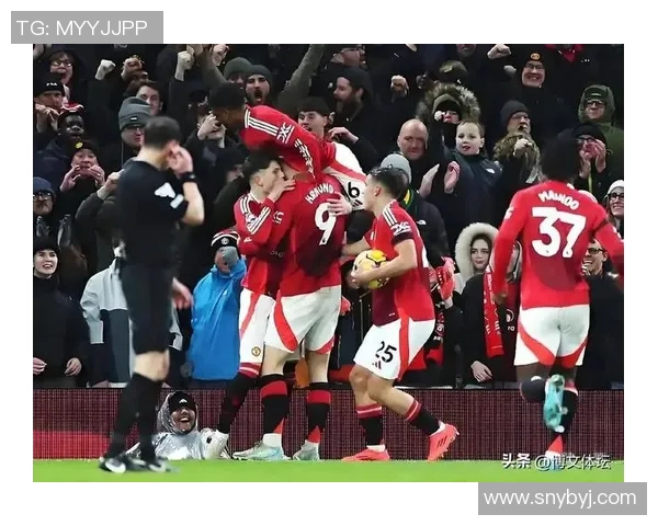 欧联杯精彩对决尤文图斯逆转曼联全场沸腾瞬间回顾